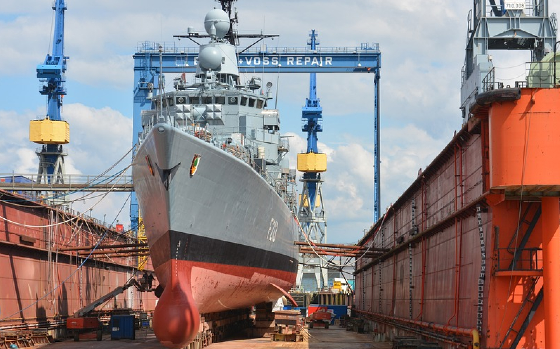 Docking Kapal  Definisi Jenis serta Prosesnya