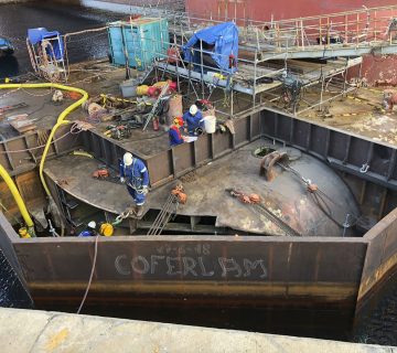 Underwater pontoon hull repair 360x320